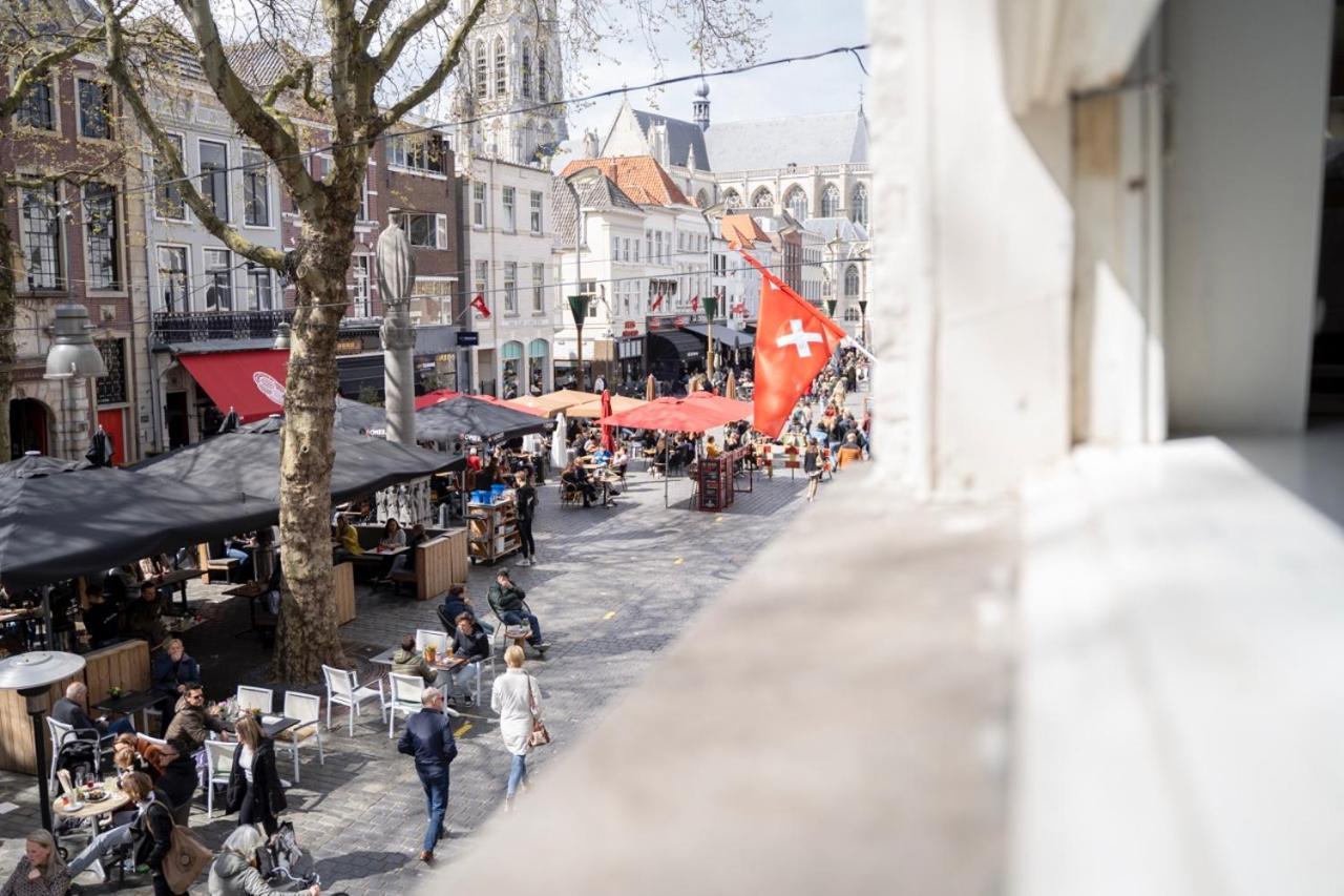 Gloria'S Loft Op De Grote Markt Breda Ngoại thất bức ảnh