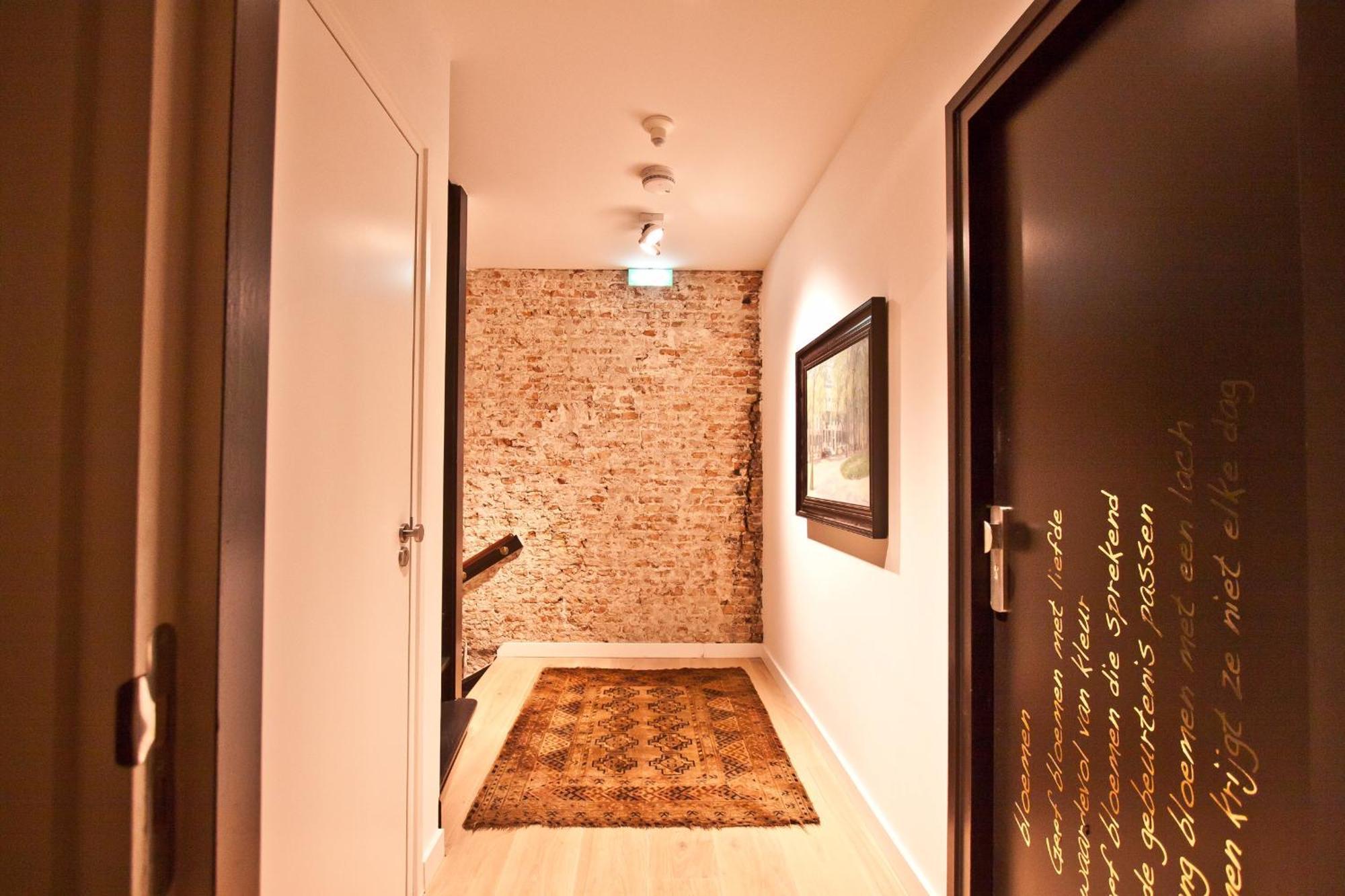 Gloria'S Loft Op De Grote Markt Breda Ngoại thất bức ảnh